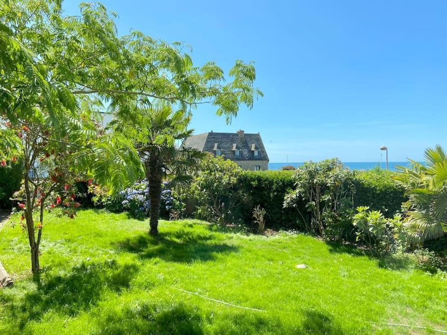 Superbe Villa Vue Sur Mer, Corniche De La Plage Бенодет Экстерьер фото